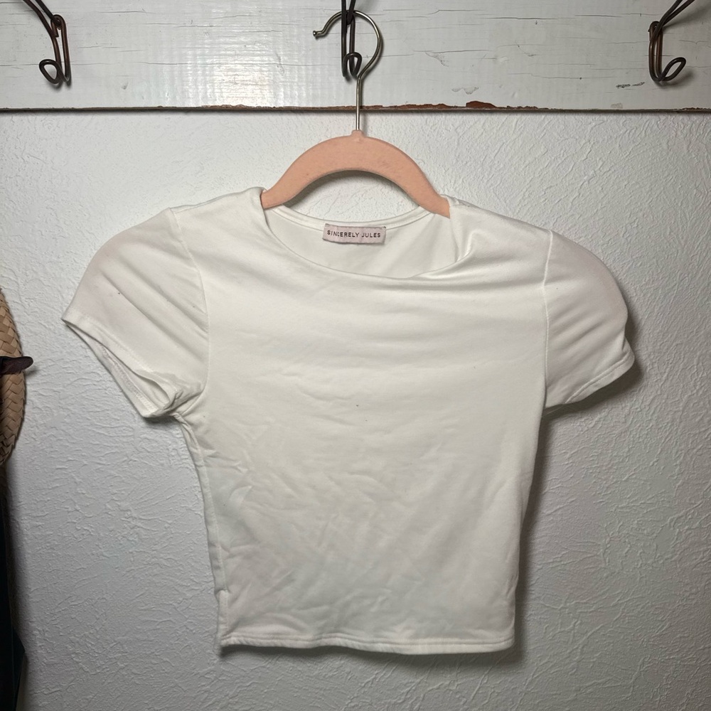 Sincerely Jules White Short Sleeve Crop Top